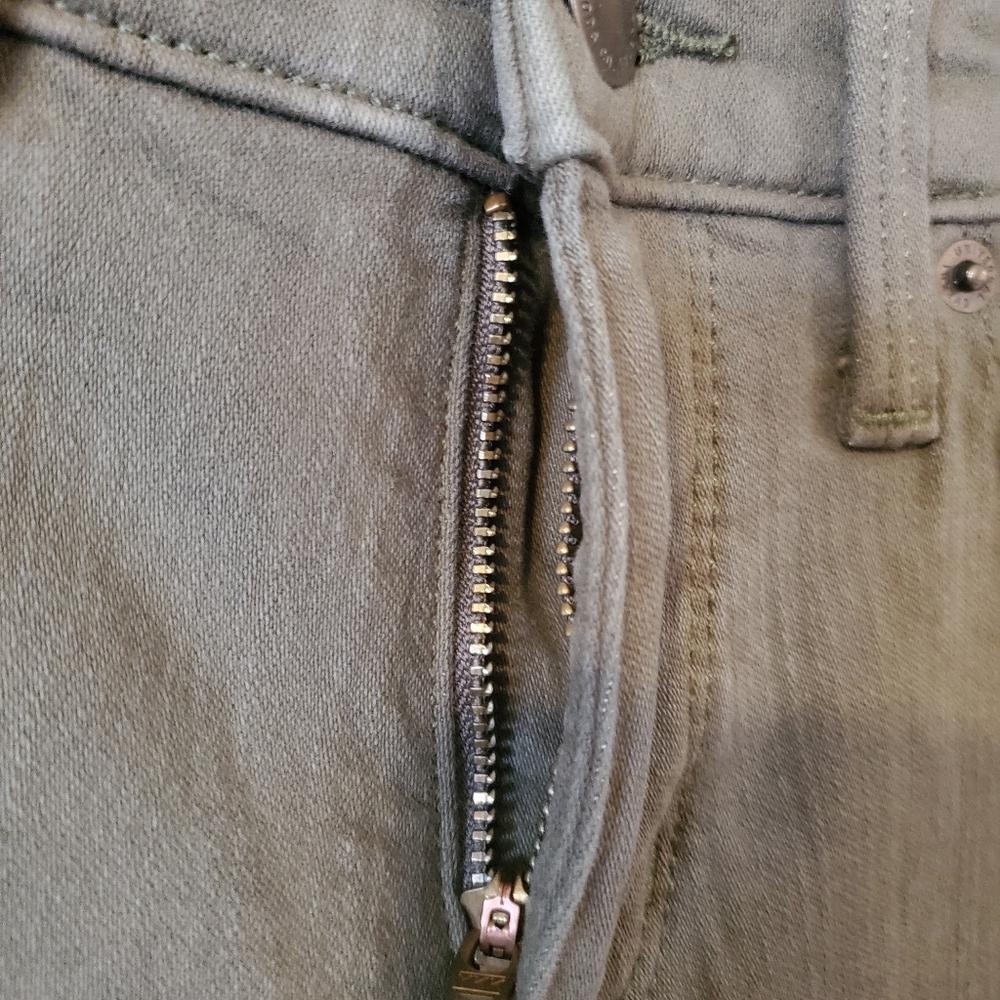 Universal Thread olive green mid rise jegging - Picture 8 of 15
